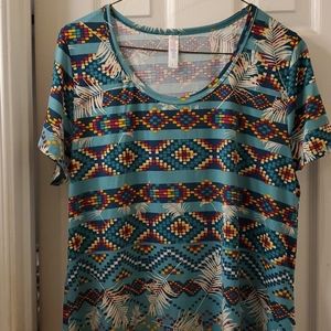 Lularoe large Classic t